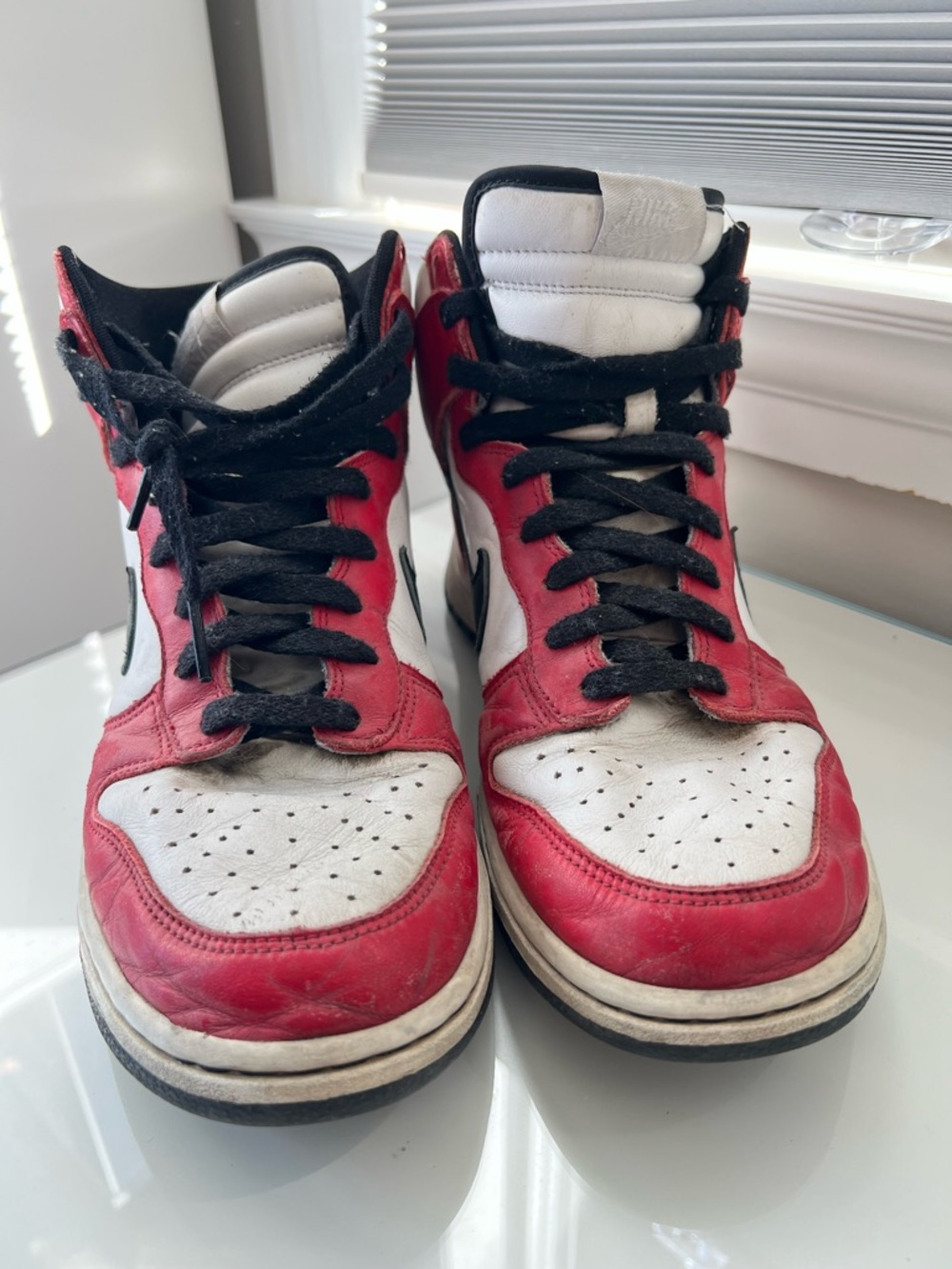 Nike Dunk - Red, White, Black